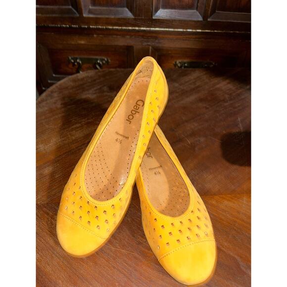 Gabor  Hovercraft  Perforated  Yellow Mango  Suede  Ballet  Flats  7 - Picture 1 of 9